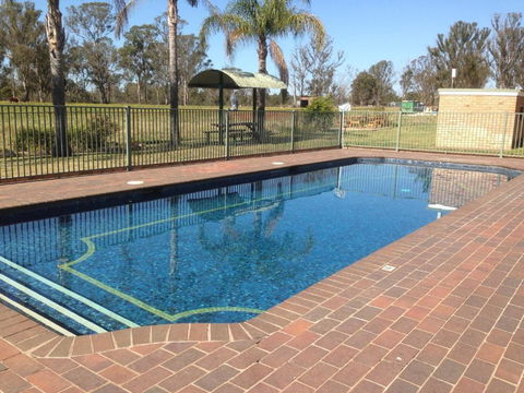 Alexander The Great Motel - Holiday Sunshine Coast 2