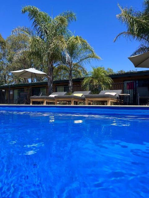 Alexandra Motor Inn - Holiday Sunshine Coast 0