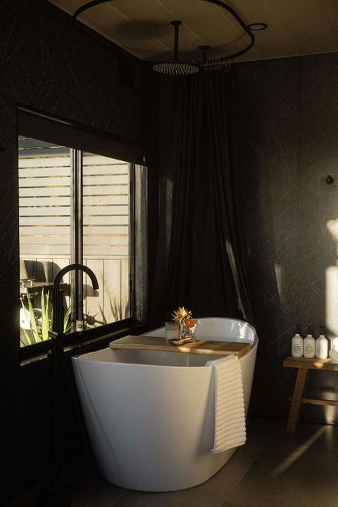Alisa The Tiny Cabin In Busselton - Holiday Sunshine Coast 3