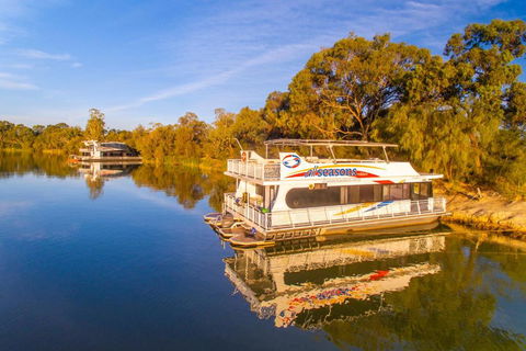 All Seasons Houseboats - Holiday Sunshine Coast 2