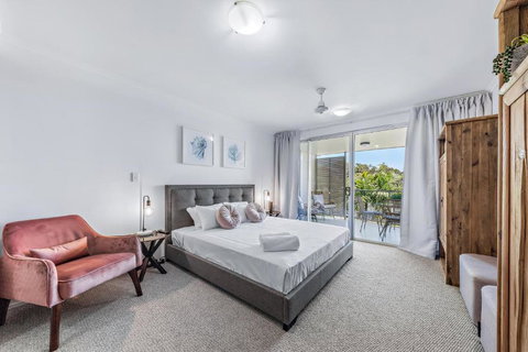 Allure 11- Airlie Central Apartments - Sunshine Coast Tourism 3
