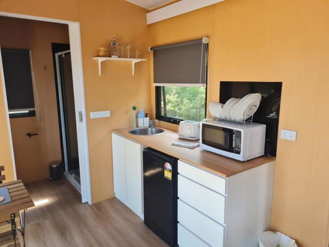 Alma Tiny House By Tiny Away - Holiday Sunshine Coast 4