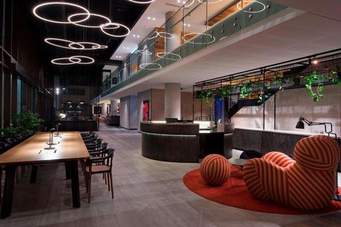 Aloft Perth - Holiday Sunshine Coast 2