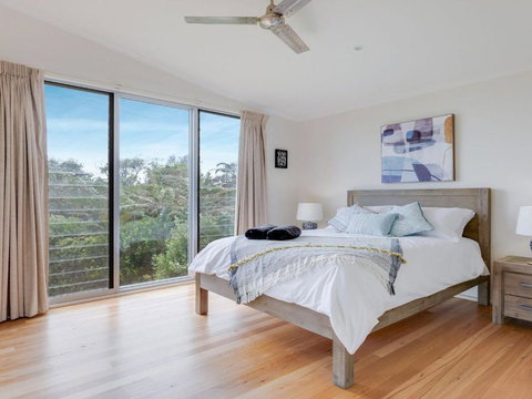 Aloha - Sunshine Coast Tourism 3