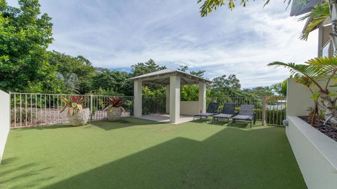 Alpha 8 On Waterson - Airlie Beach - Sunshine Coast Tourism 3