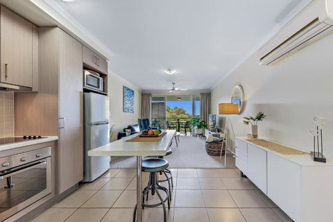 Alpha 8 On Waterson - Airlie Beach - Sunshine Coast Tourism 4