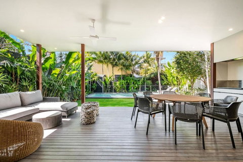 Alpha Luxe - Pure Luxury By Belle Escapes Byron Bay - Sunshine Coast Tourism 4
