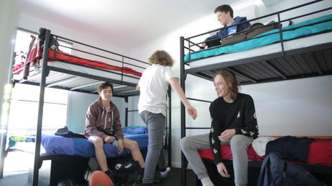 Alpine Sports Lodge - Holiday Sunshine Coast 0