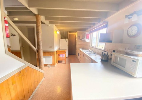 Alpine Star - Holiday Sunshine Coast 2