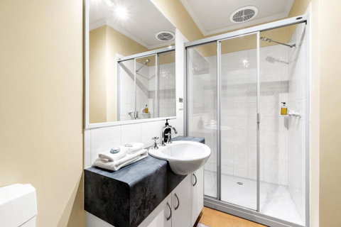 Altair - Sunshine Coast Tourism 4