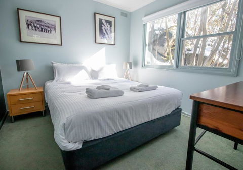 Altitude Apartment 1 - Holiday Sunshine Coast 0