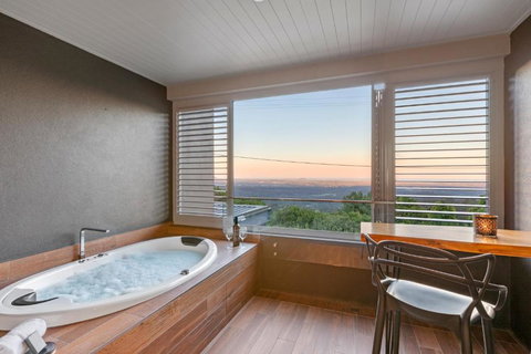 Altitude On Montville - Holiday Sunshine Coast 2