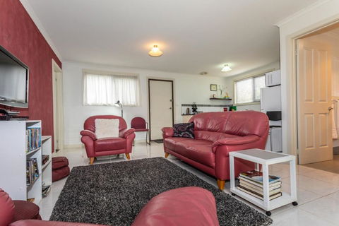 Altona Garden Retreat - Holiday Sunshine Coast 4