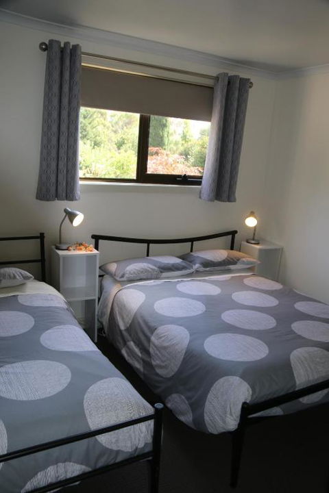 Altona Garden Retreat - Holiday Sunshine Coast 2
