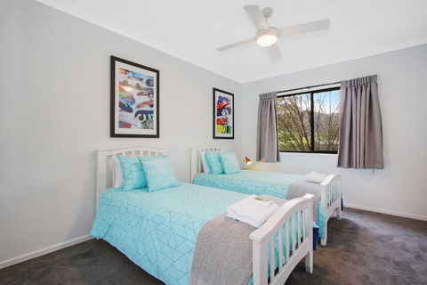 Always Bright - A Bright Escape - Holiday Sunshine Coast 2