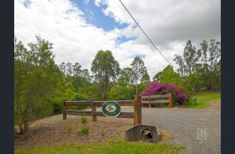 Amamoor Homestead And Country Cottages - Holiday Sunshine Coast 3