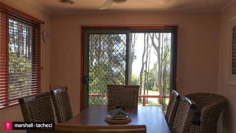 Amaroo Barraga Bay Family Holiday Home Bermagui - Holiday Sunshine Coast 4