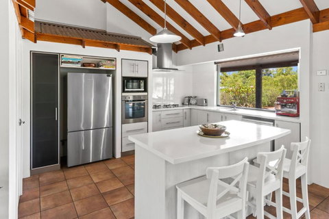 Amaroo - Sunshine Coast Tourism 4