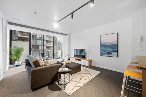 Amaya-Modern Southbank Living-Close To Crown & Yarra River - Holiday Sunshine Coast 3