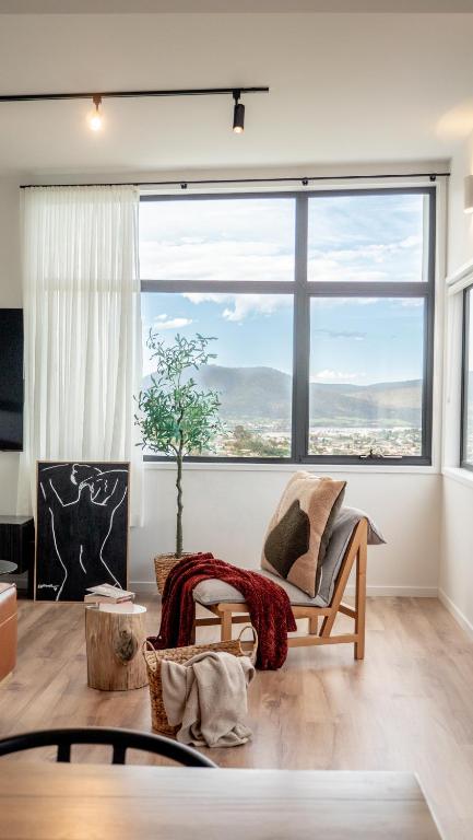 Amazing View Architech Home 8Minutes To Hobart CBD - Holiday Sunshine Coast 1