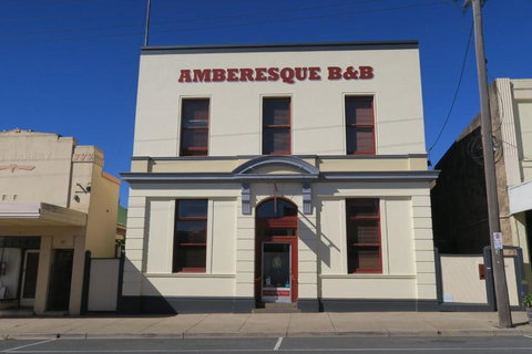Amberesque B&B - Holiday Sunshine Coast 0