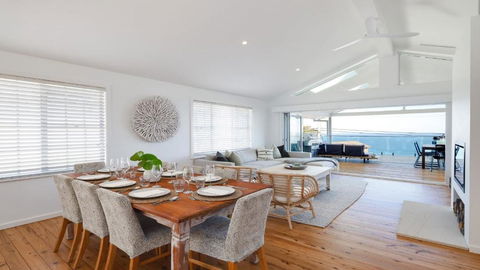 Ambleside By The Sea - Wifi Available - Holiday Sunshine Coast 3