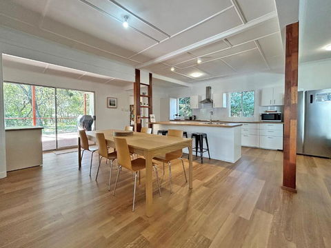 Amity Ohana - Holiday Sunshine Coast 4