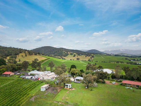 An Unforgettable View By Tiny Away - Holiday Sunshine Coast 1