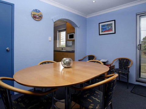 Anchorage 7 - Sunshine Coast Tourism 3