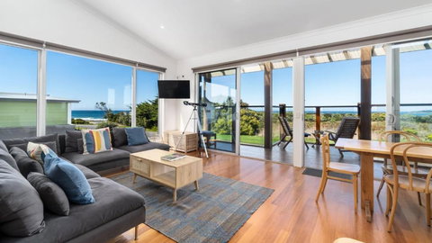 Anchorage - Sunshine Coast Tourism 4