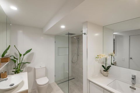 Anchorage - Riverfront Luxury On Gympie Terrace - Holiday Sunshine Coast 2