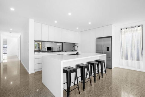 Anderson Prime Location - Holiday Sunshine Coast 4