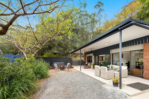 Anembo Country Cottages - Holiday Sunshine Coast 0