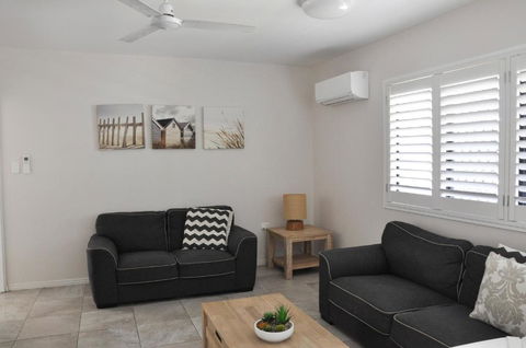Angelwaters - Holiday Sunshine Coast 2