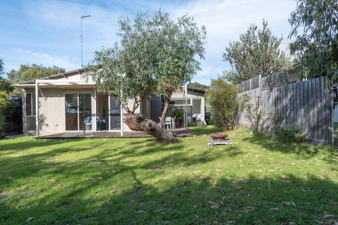 Anglesea Beach House, Just 250m To The Beach! - Sunshine Coast Tourism 0