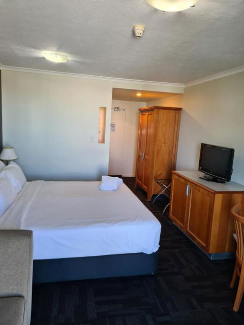 Airport Heritage Motel - Holiday Sunshine Coast 4