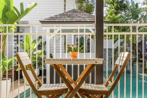 Azur Byron Bay - Holiday Sunshine Coast 1