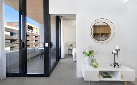 Azure 30 - Sunshine Coast Tourism 1