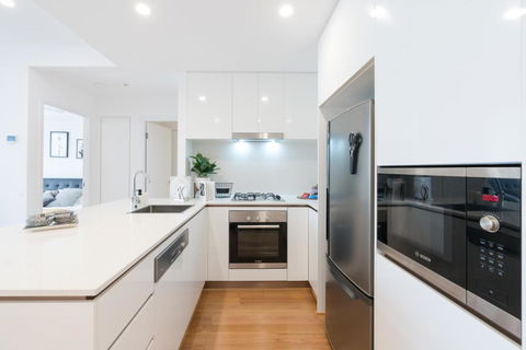 Apartment Newstead Central - Holiday Sunshine Coast 1