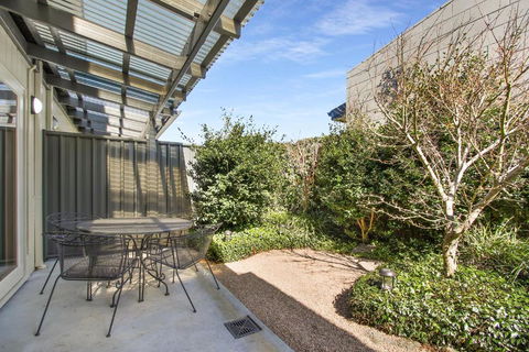 Apartments On Church - Unit 7 - Holiday Sunshine Coast 4