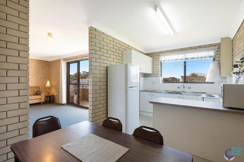 Apollo Unit 30 First Floor - Holiday Sunshine Coast 2