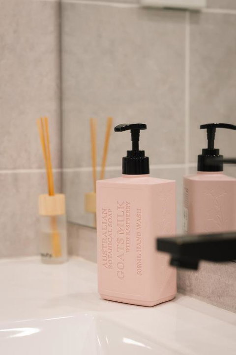 Apt Near Garden City&3km To QSAC - Holiday Sunshine Coast 1