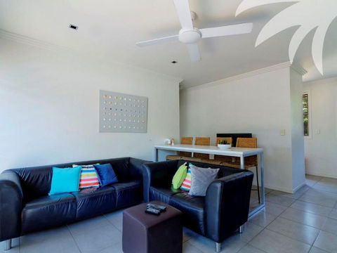 Aqua Apartment 1 - Holiday Sunshine Coast 3