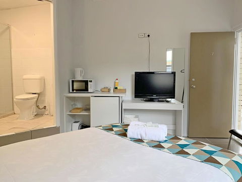 Aqua Blue Motel - Holiday Sunshine Coast 2