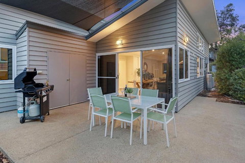 Aqua21 @ Cape Villas Dunsborough - Sunshine Coast Tourism 3