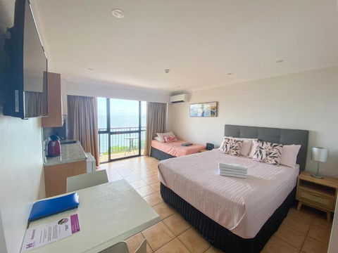 Aquarius 703 - Holiday Sunshine Coast 4