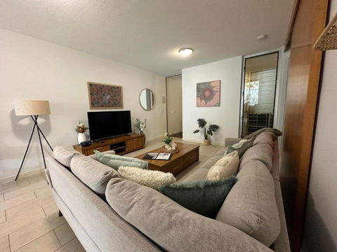 Aquatic Dreaming At 1 Bright Point - Holiday Sunshine Coast 4