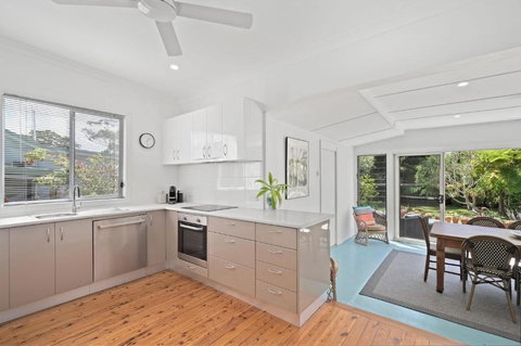 Arcadia By The Sea - Sunshine Coast Tourism 0