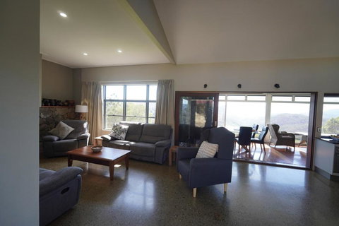 Arcadia Views - Sunshine Coast Tourism 3