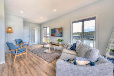 Archella 2 - Holiday Sunshine Coast 3